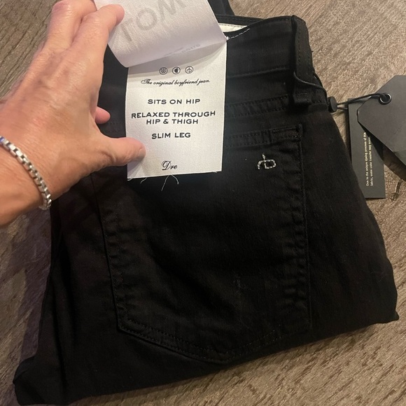 Rag & Bone Dre Low Rise Slim Boyfriend Jeans in Black. - Picture 9 of 10